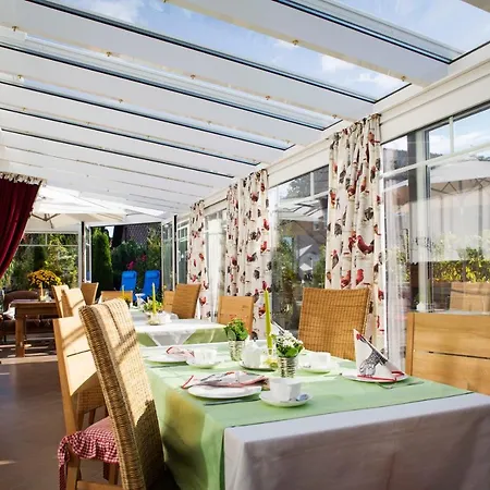 Bed & Breakfast Gastehaus „haus Am Hahnenberg“
